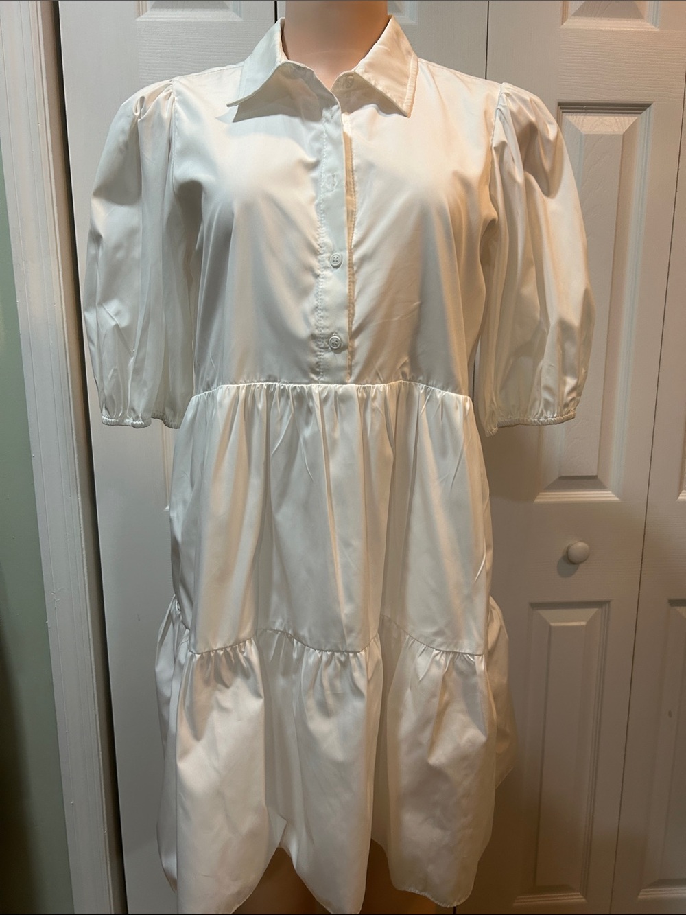 Amanda Uprichard Cream Puff-Sleeve Tiered Shirt Dress - white